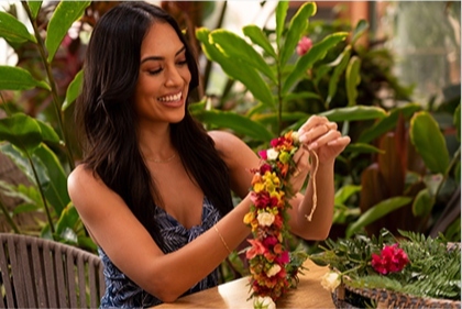 FLORAL LEI MAKING